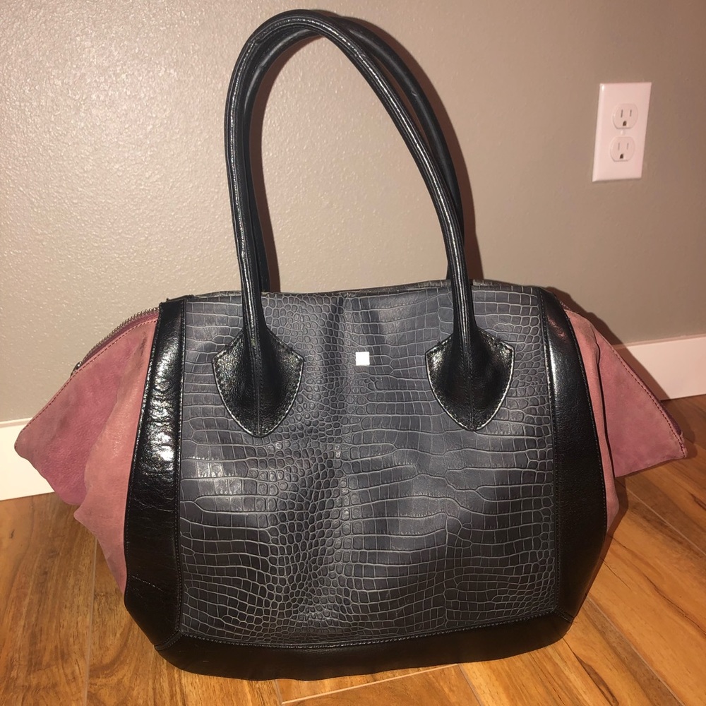 Pour La Victoire Purse
